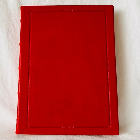 Graphic Image Journal 9" Leather Hardcover 224 Lined Pages RED - Picture 2 of 11